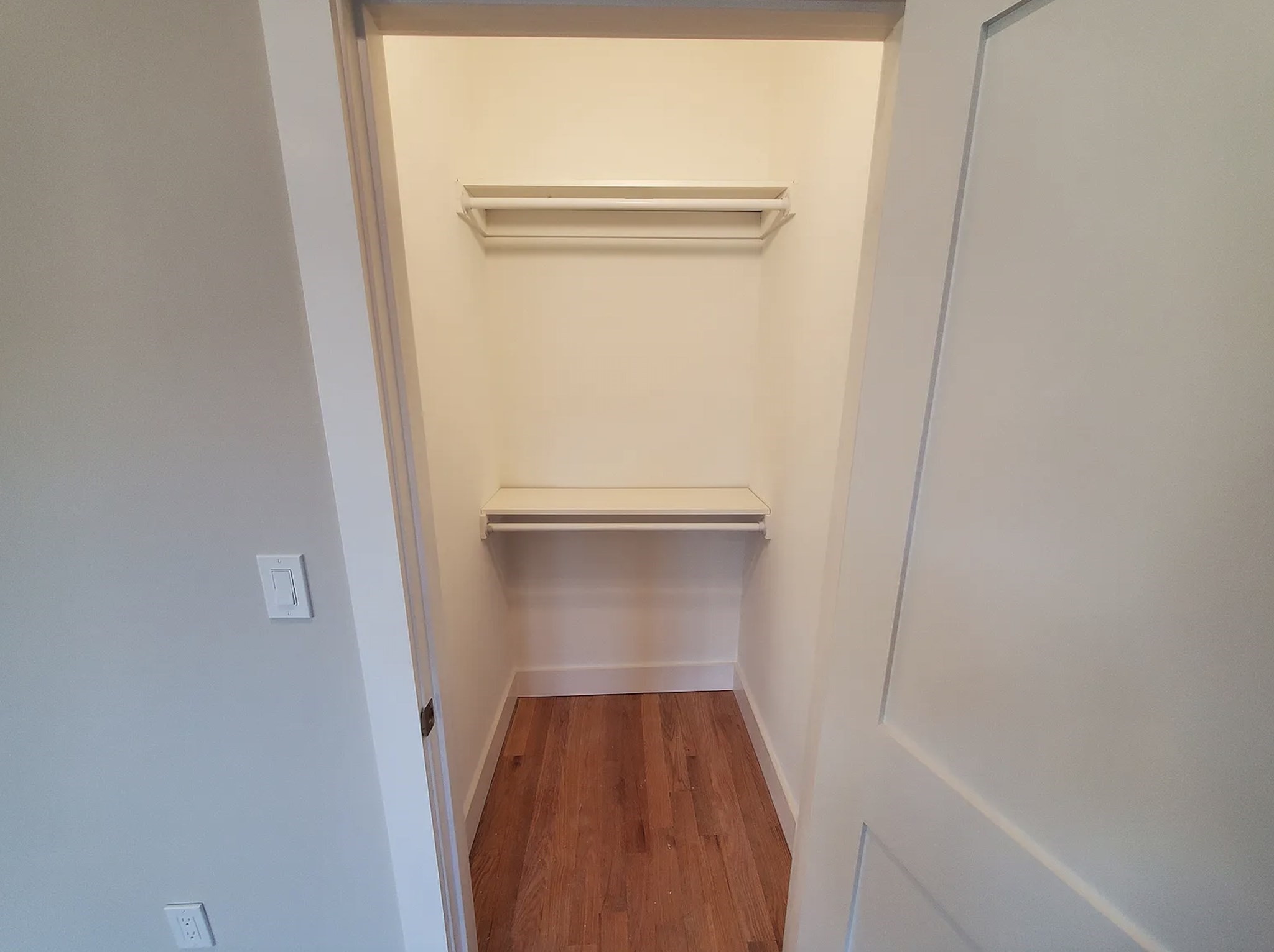 21 Wallingford Rd # 3 Property Photo 16