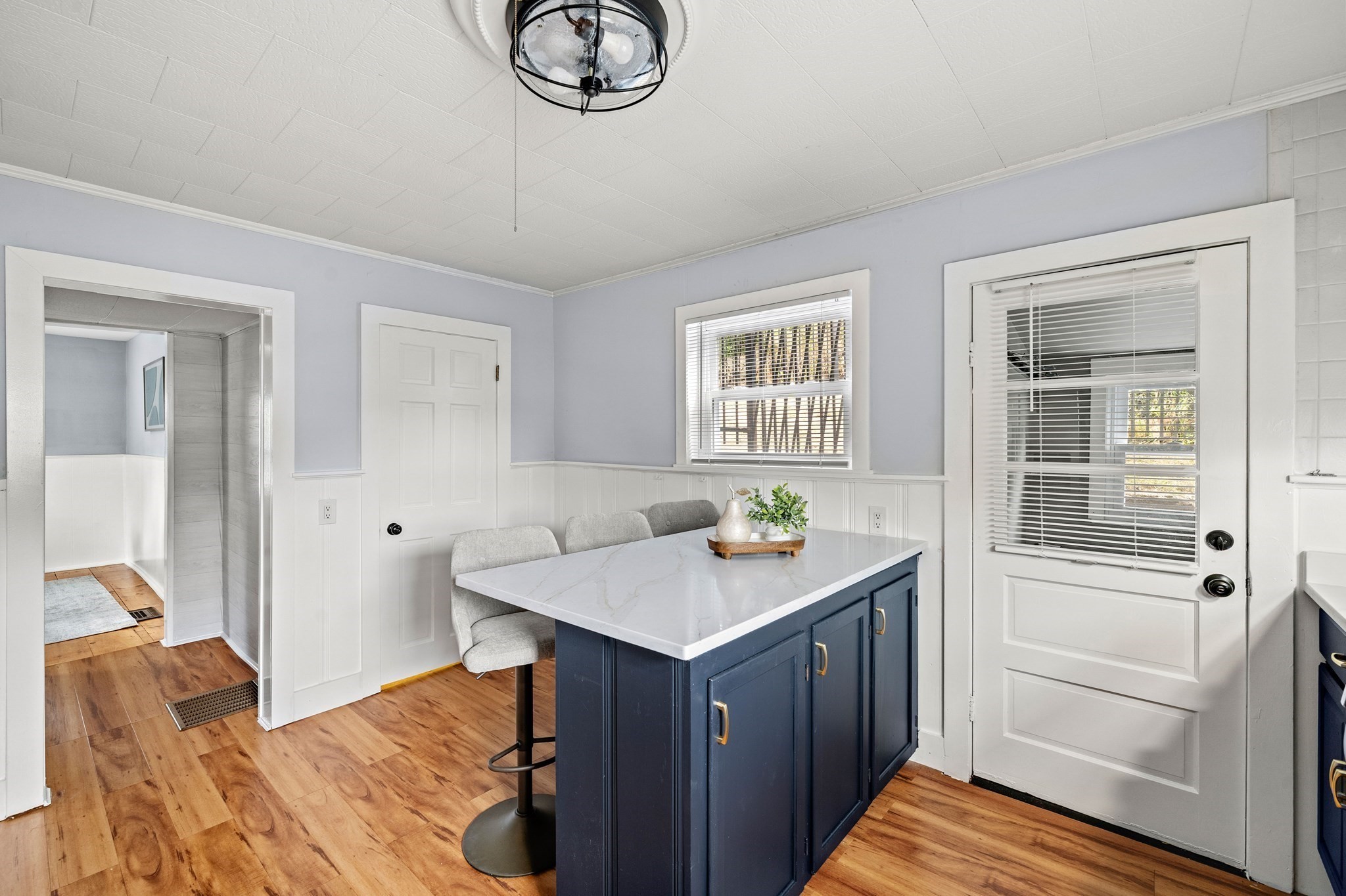 53 Sewall St Property Photo 10