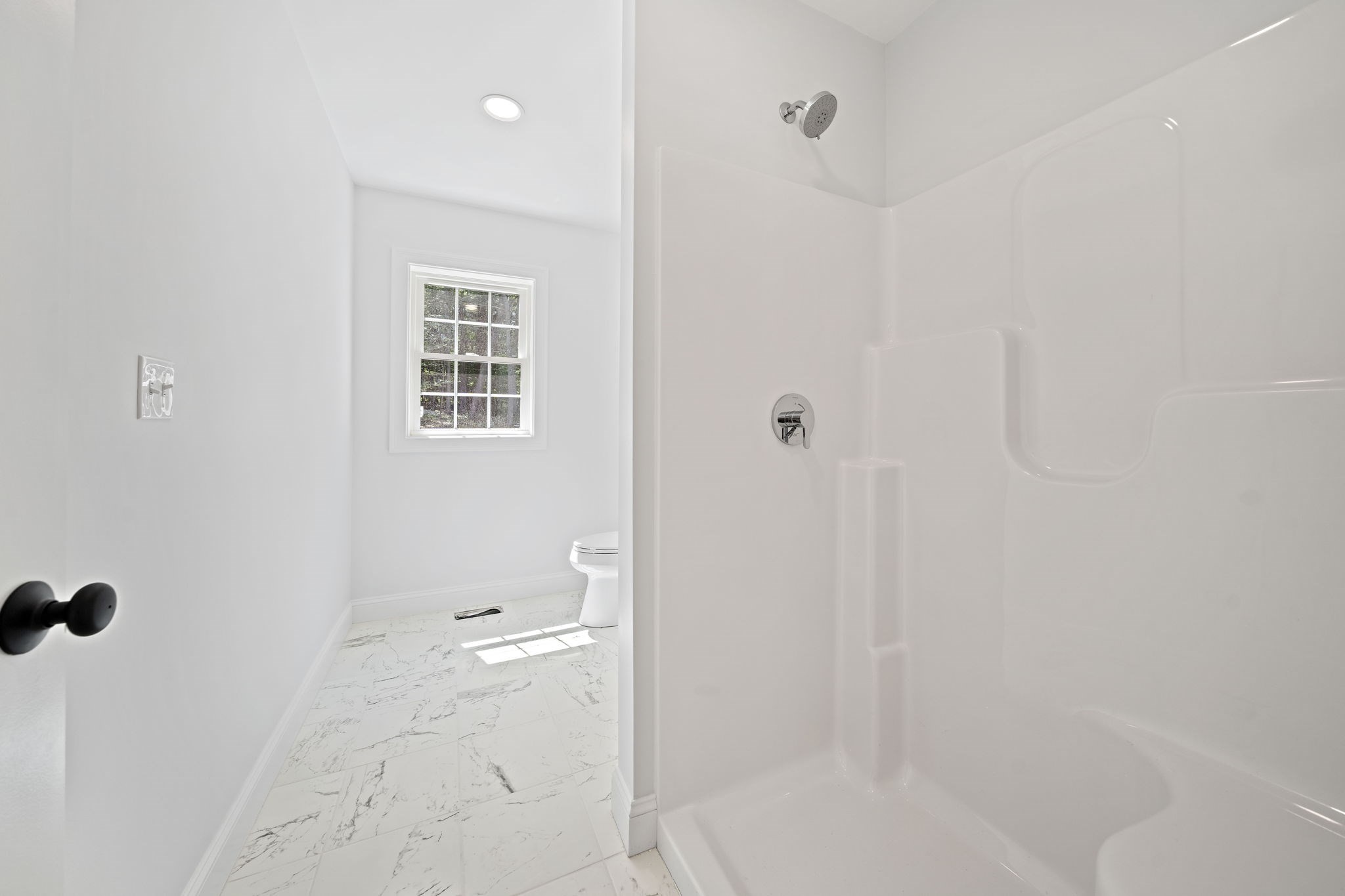 4 Clarendon Circle Property Photo 14