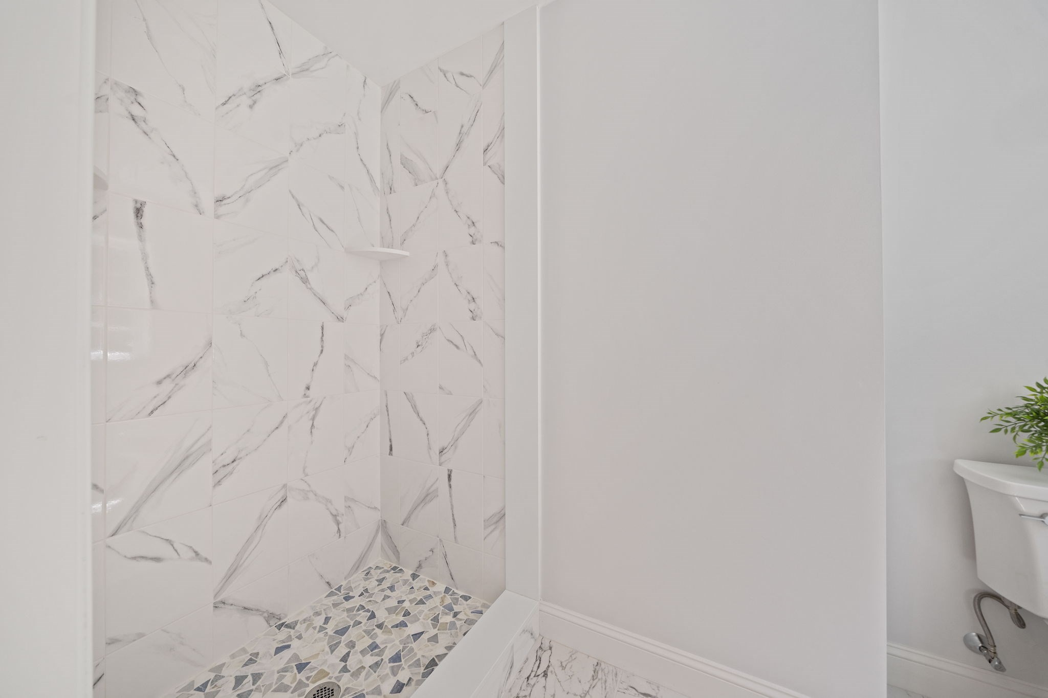 4 Clarendon Circle Property Photo 20