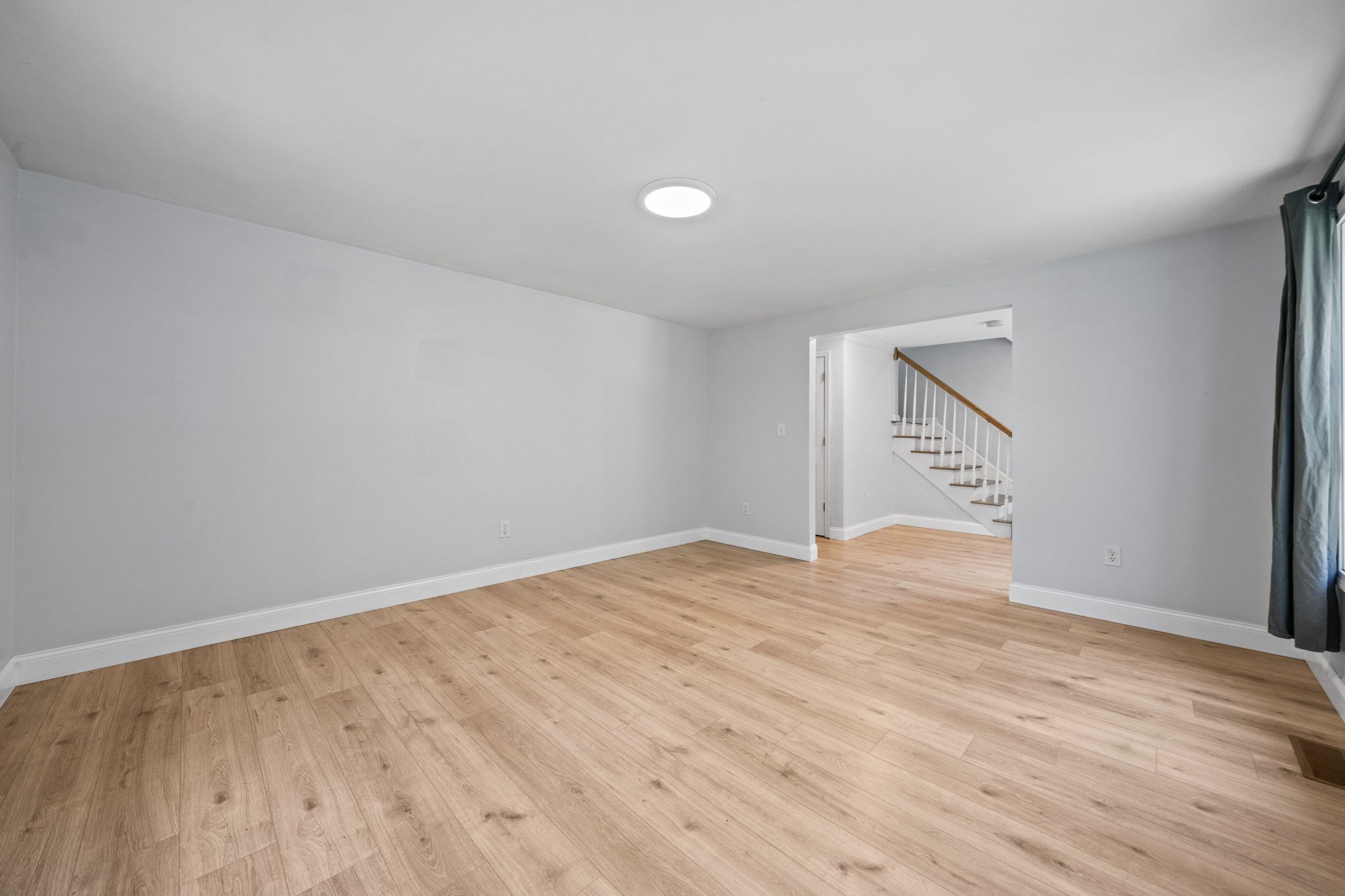 379 West Washington Street Property Photo 14