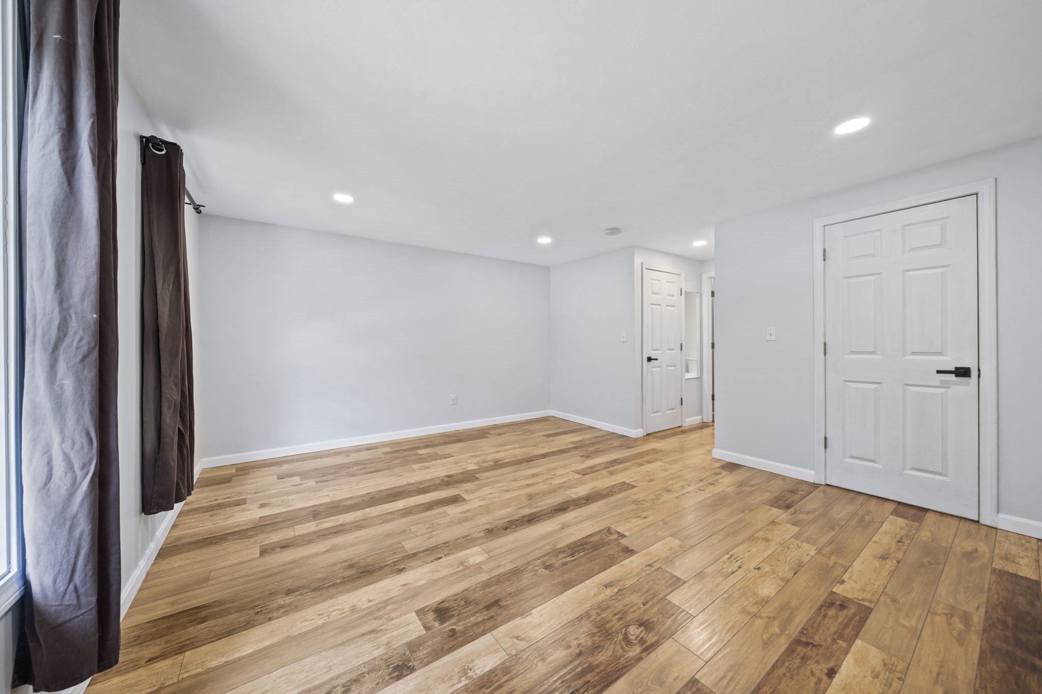 379 West Washington Street Property Photo 19