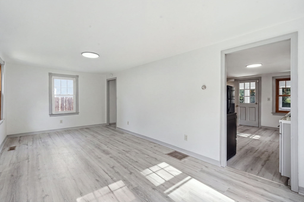 85 Silas St Property Photo 9