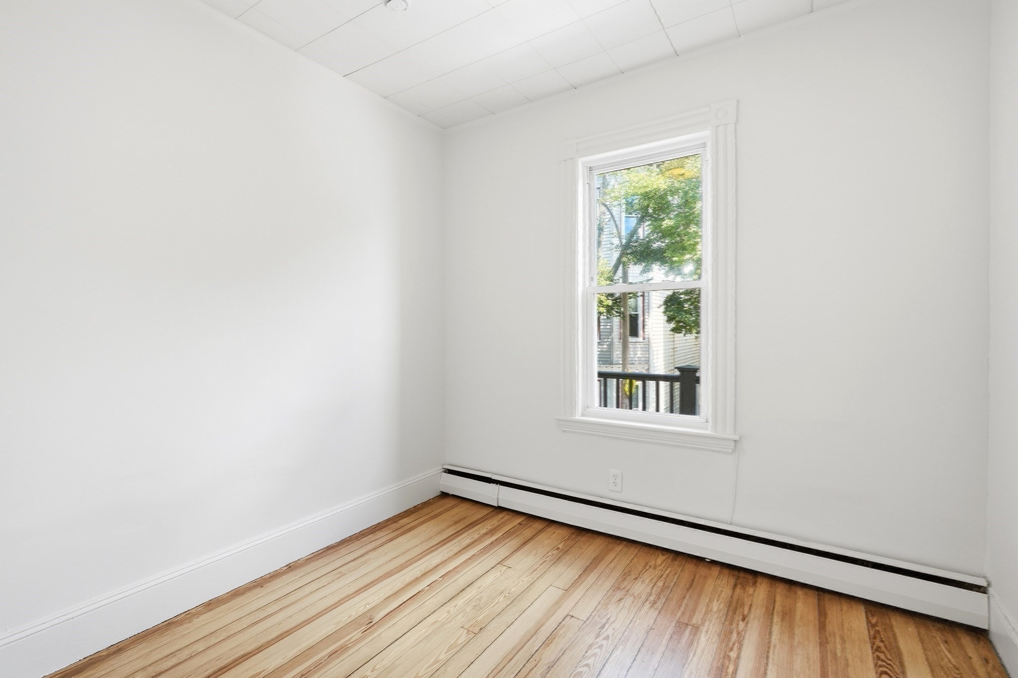 9 Hatch St # 2 Property Photo 8