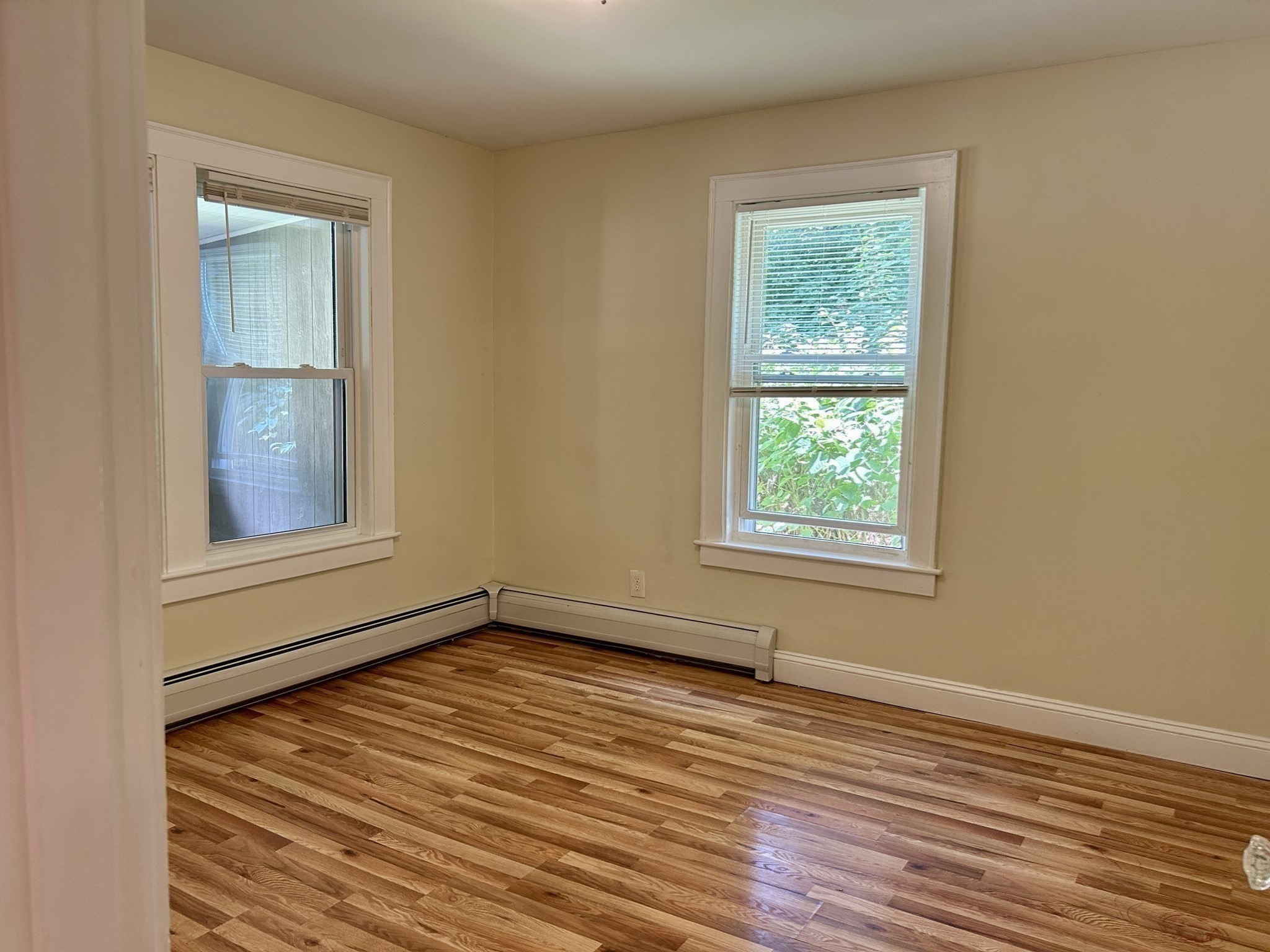 410 Silver St Property Photo 16