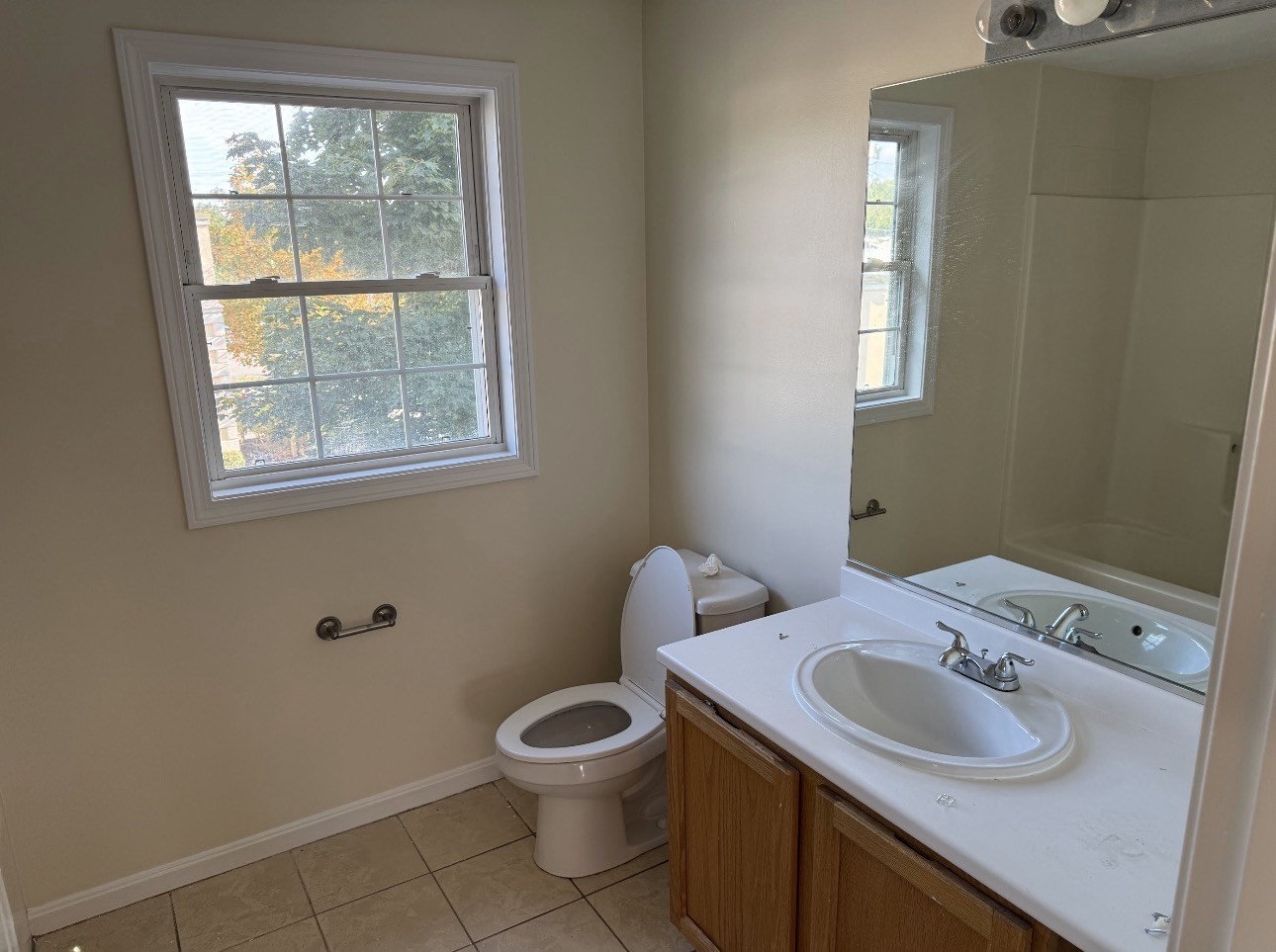 781 Boston Rd Property Photo 7