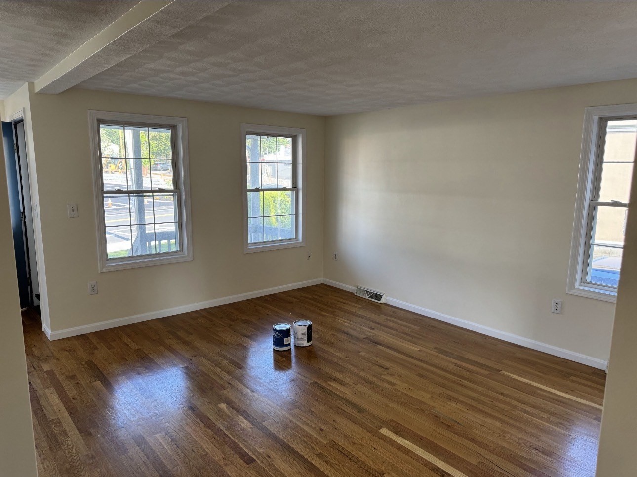 781 Boston Rd Property Photo 15