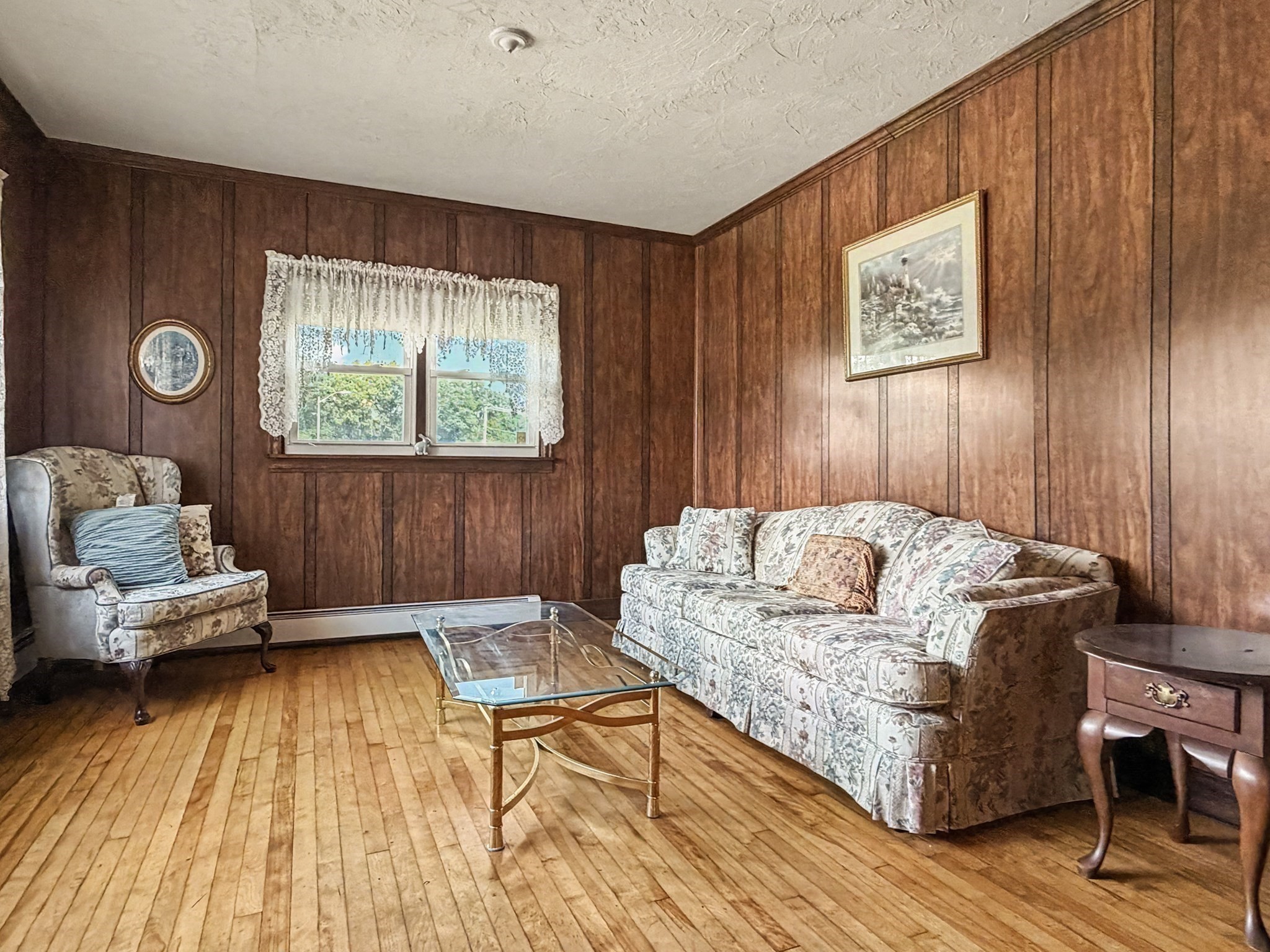 434 Hamilton Property Photo 6