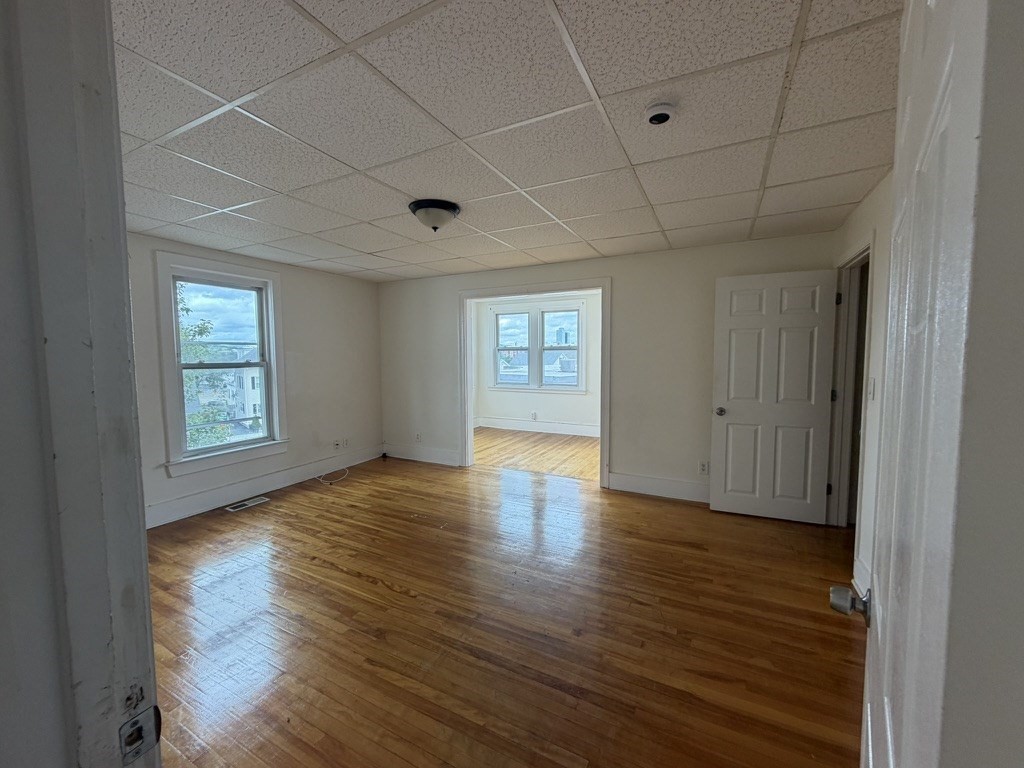 6 Dorchester St Property Photo 4