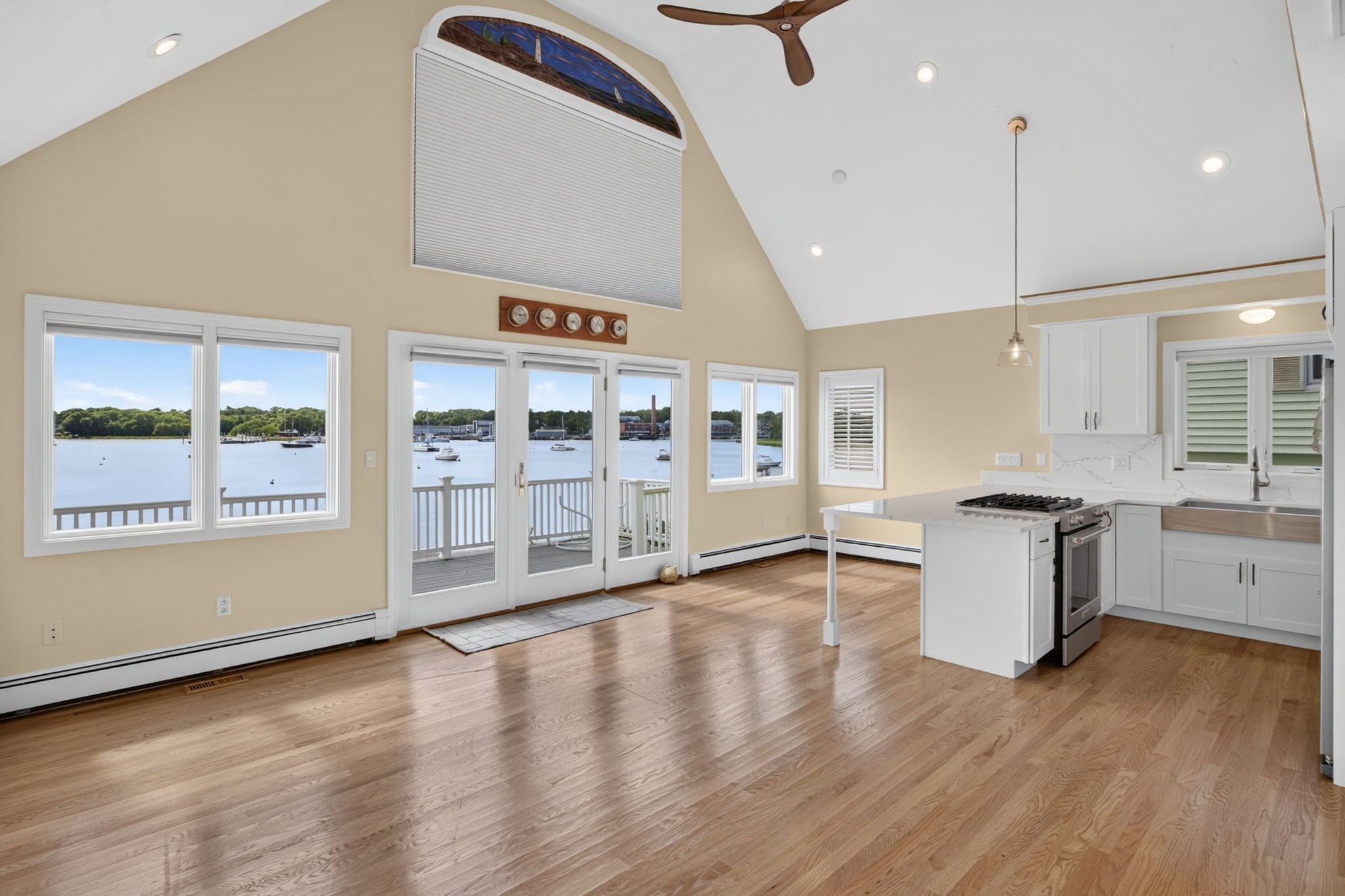 15 Oakhill Rd Property Photo 7