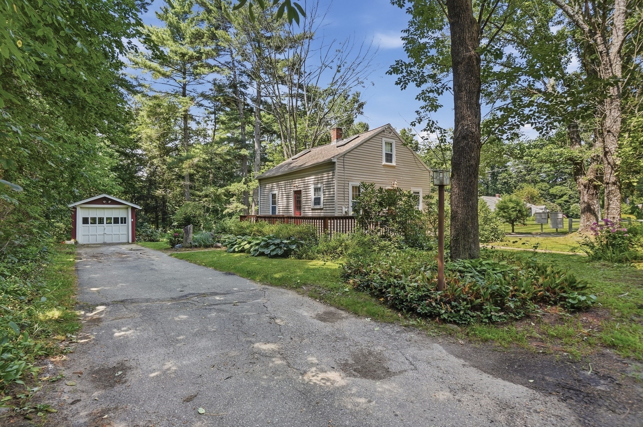 83 New Boston Road Property Photo 22