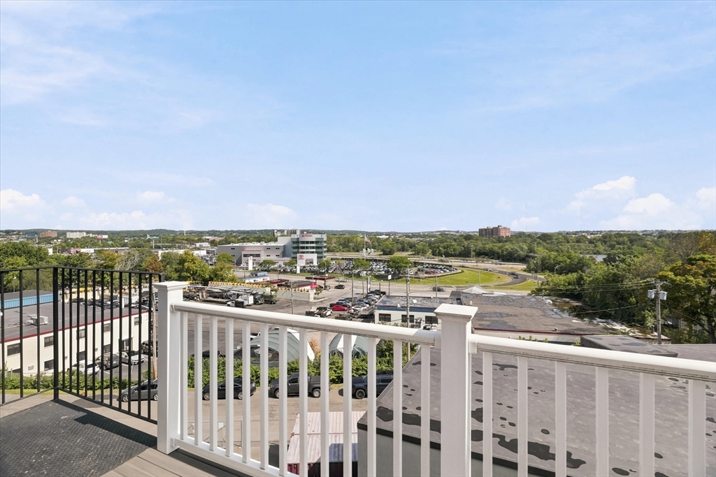 8 Leyden Ave # 8 Property Photo 16