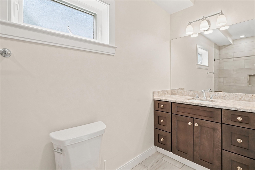 8 Leyden Ave # 8 Property Photo 32