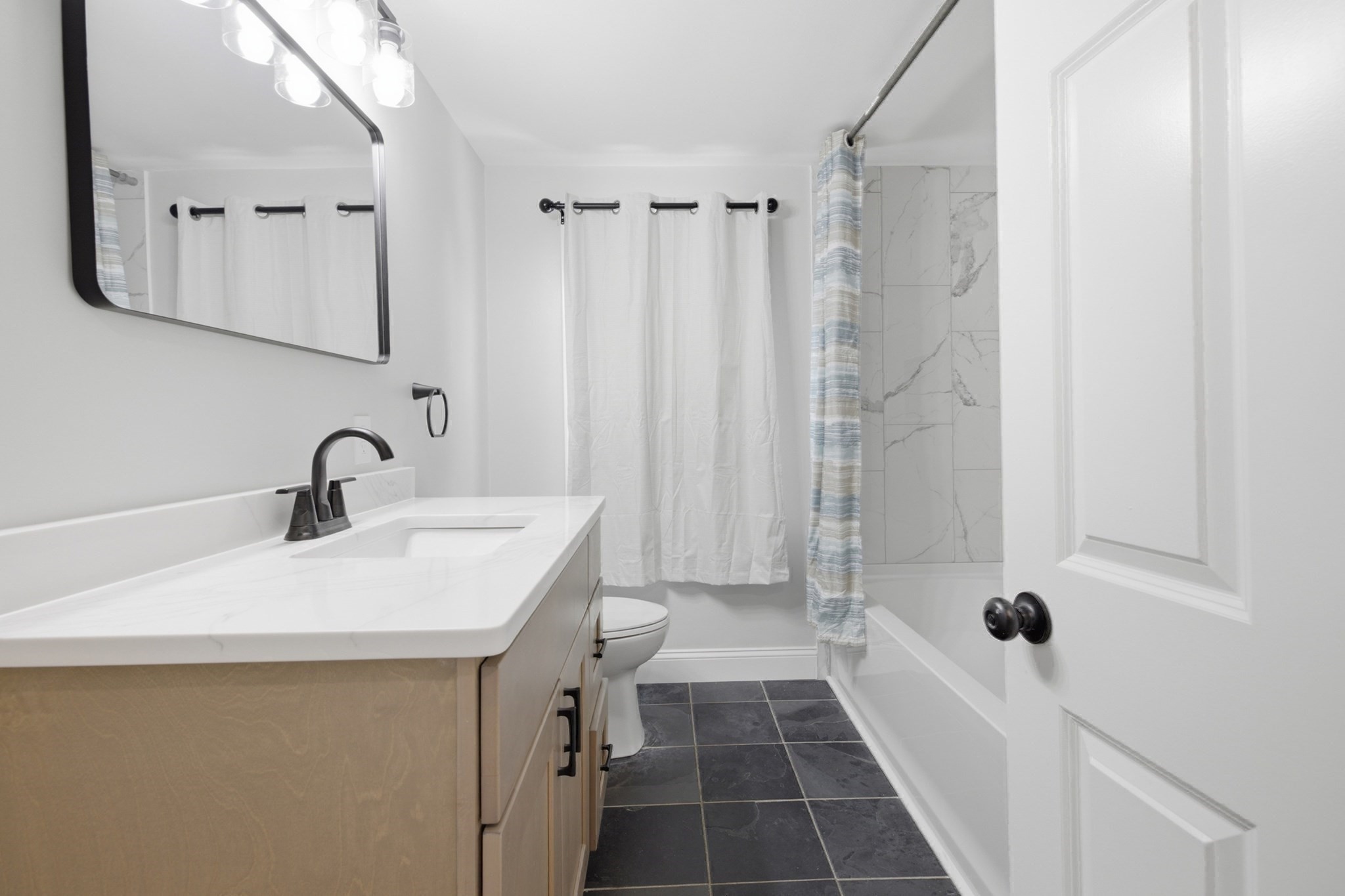 35 Ludlow Street Property Photo 20