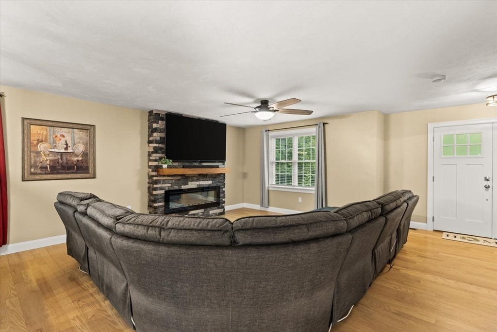 2209 Maple Swamp Road Property Photo 11