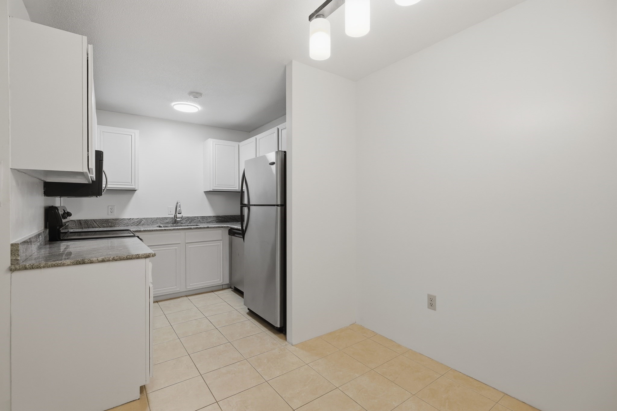 855 John Fitch Hwy # 36 Property Photo 8