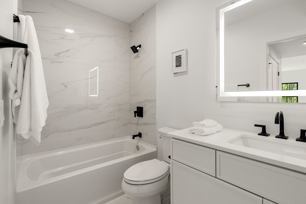 20 Audubon Way # 306 Property Photo 14