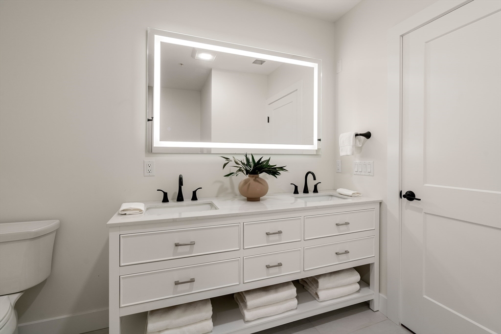 20 Audubon Way # 306 Property Photo 18