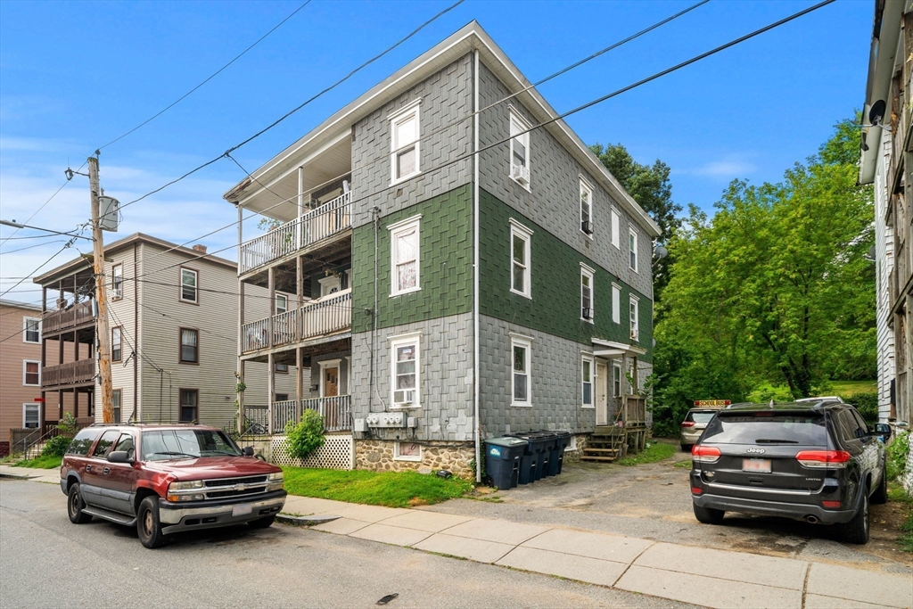 27 Henry St Property Photo 3