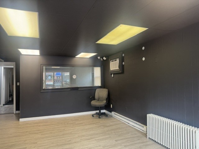 219 Broadway # B Property Photo 3