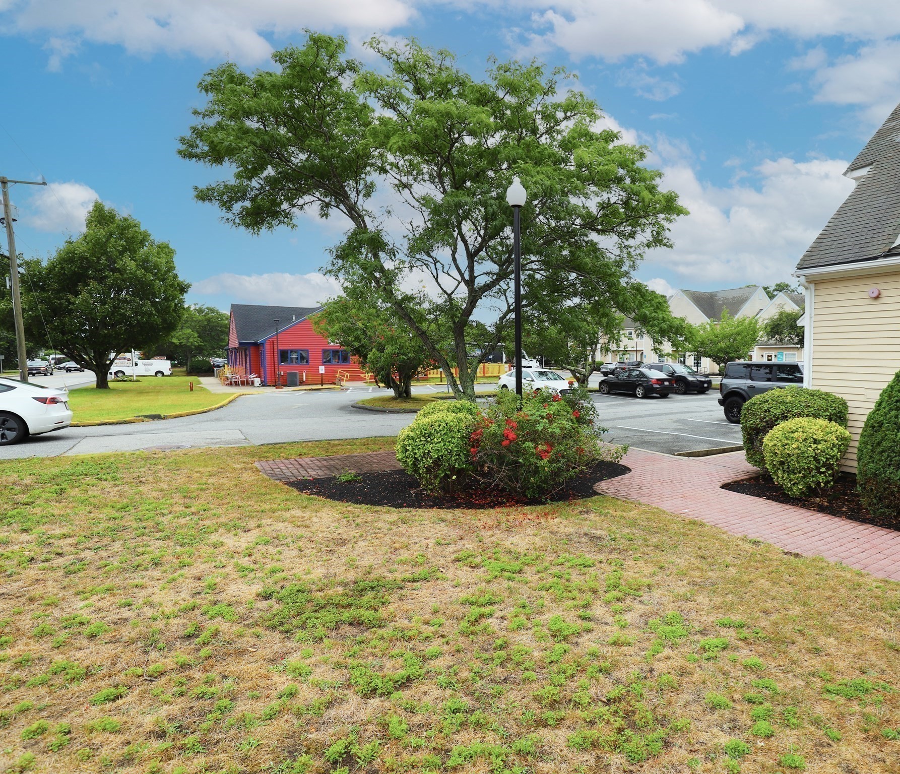 80 Davis Straits # 104a Property Photo 3