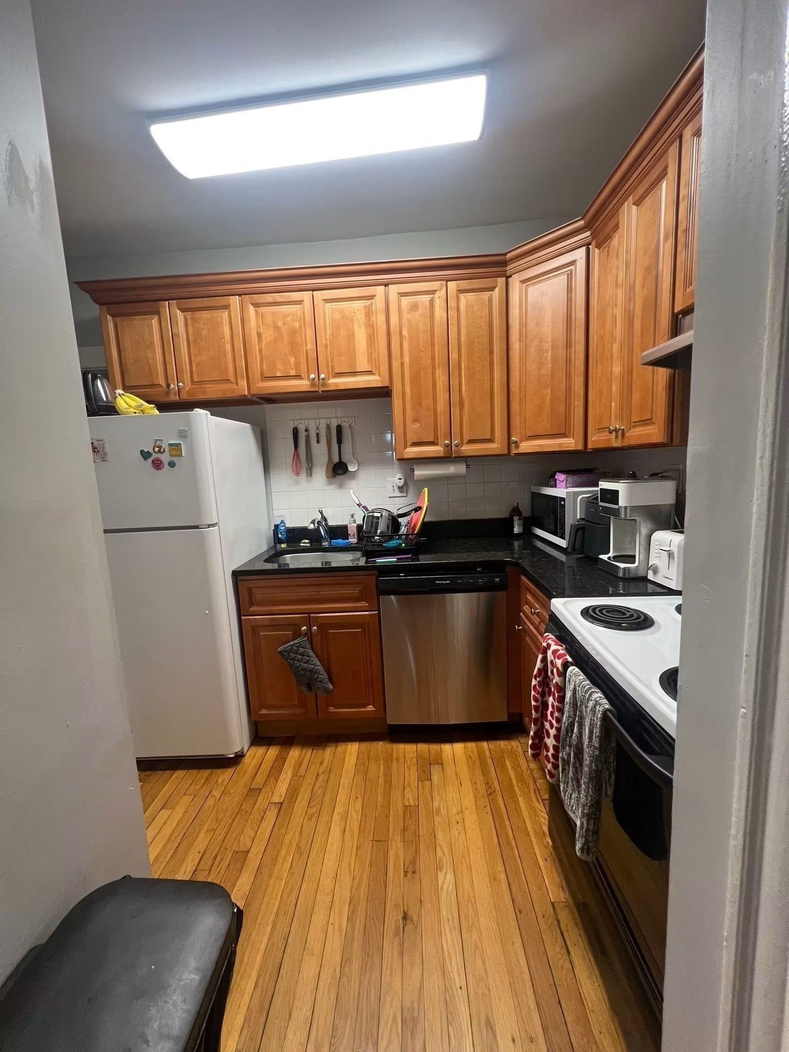 45 Ashford St # 16 Property Photo 2