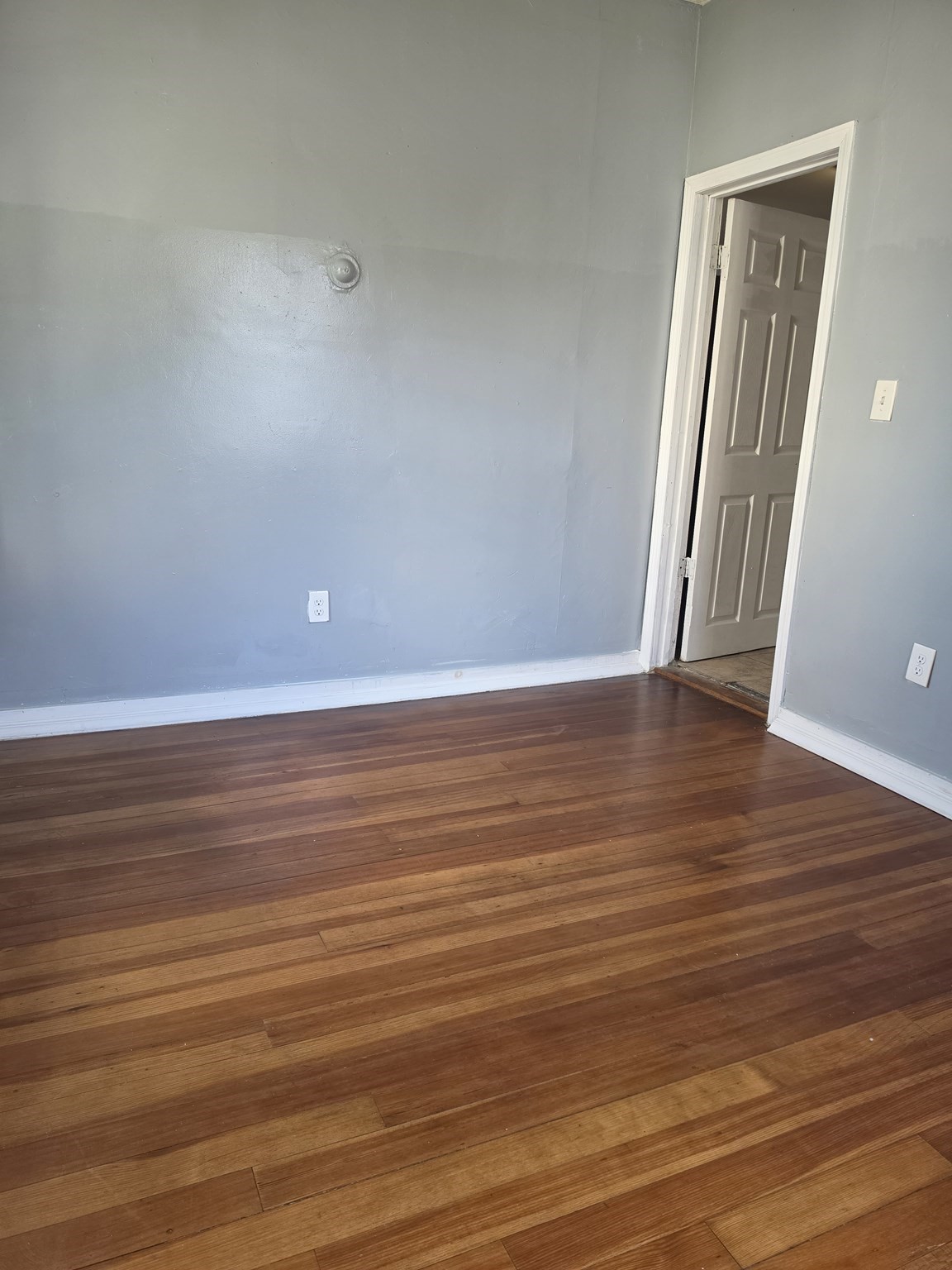151 Salem # 1 Property Photo 5