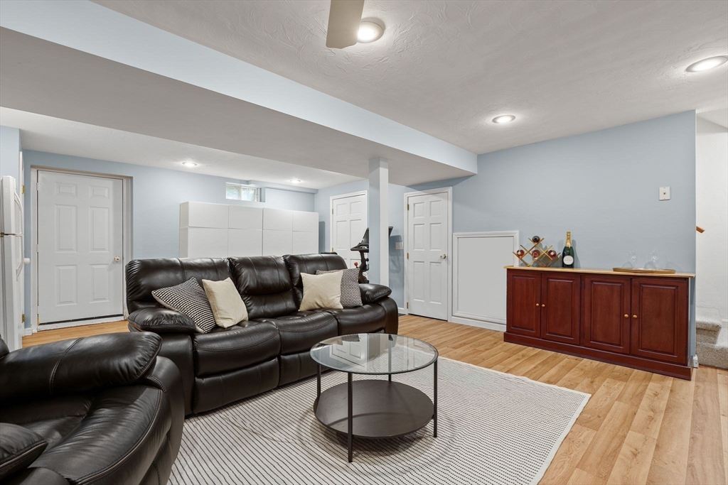 12 Enwright Way Property Photo 30