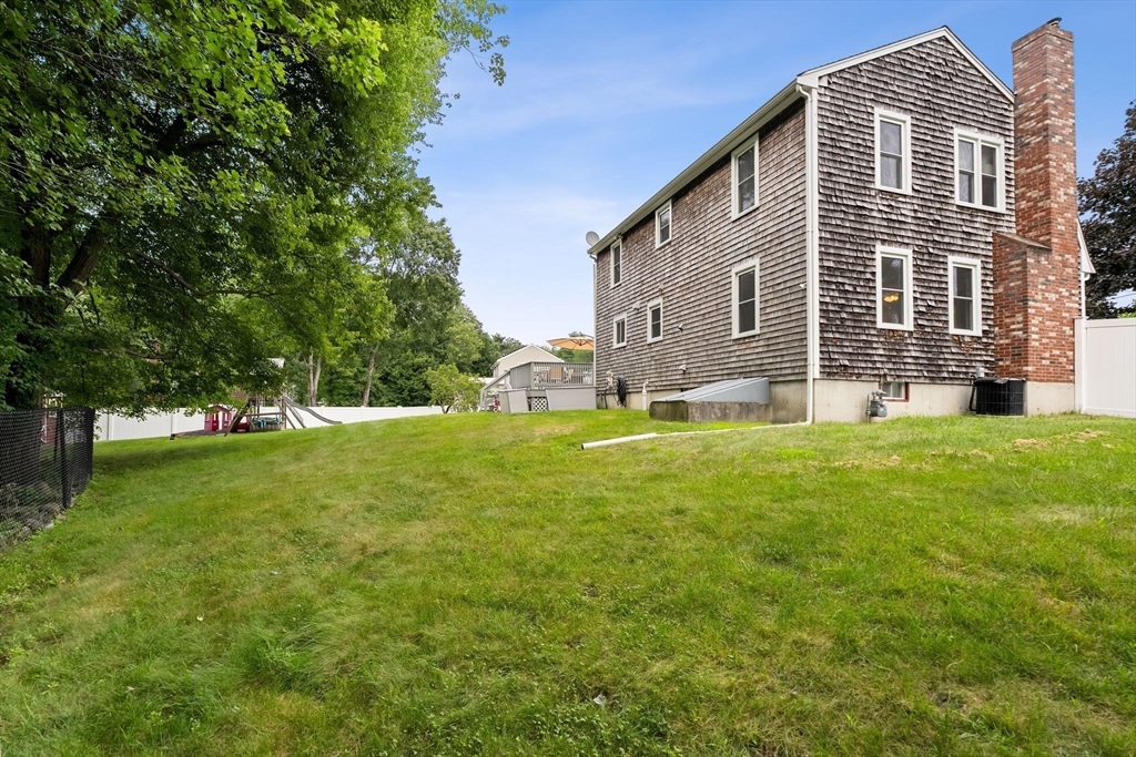 12 Enwright Way Property Photo 32