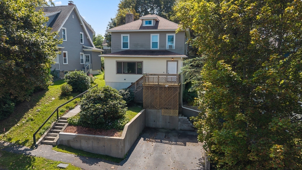 33 Clearview Ave Property Photo 1
