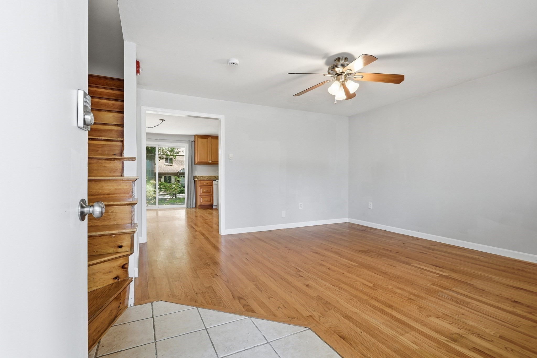 141 Thissell Ave # 4 Property Photo 2