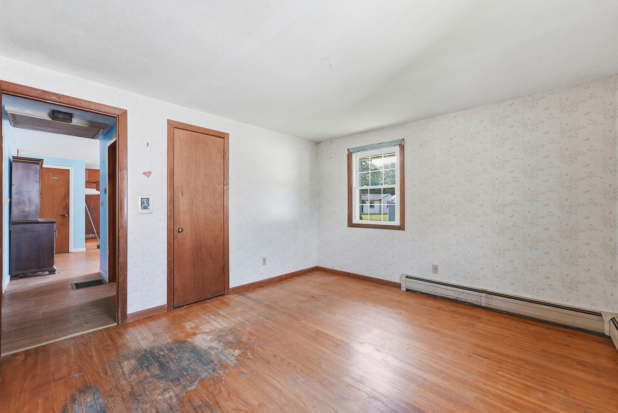 60 S West St Property Photo 26