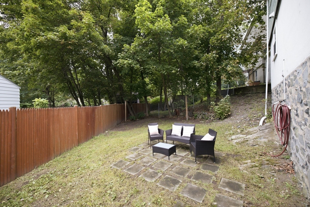 76 Woodland Rd Property Photo 6