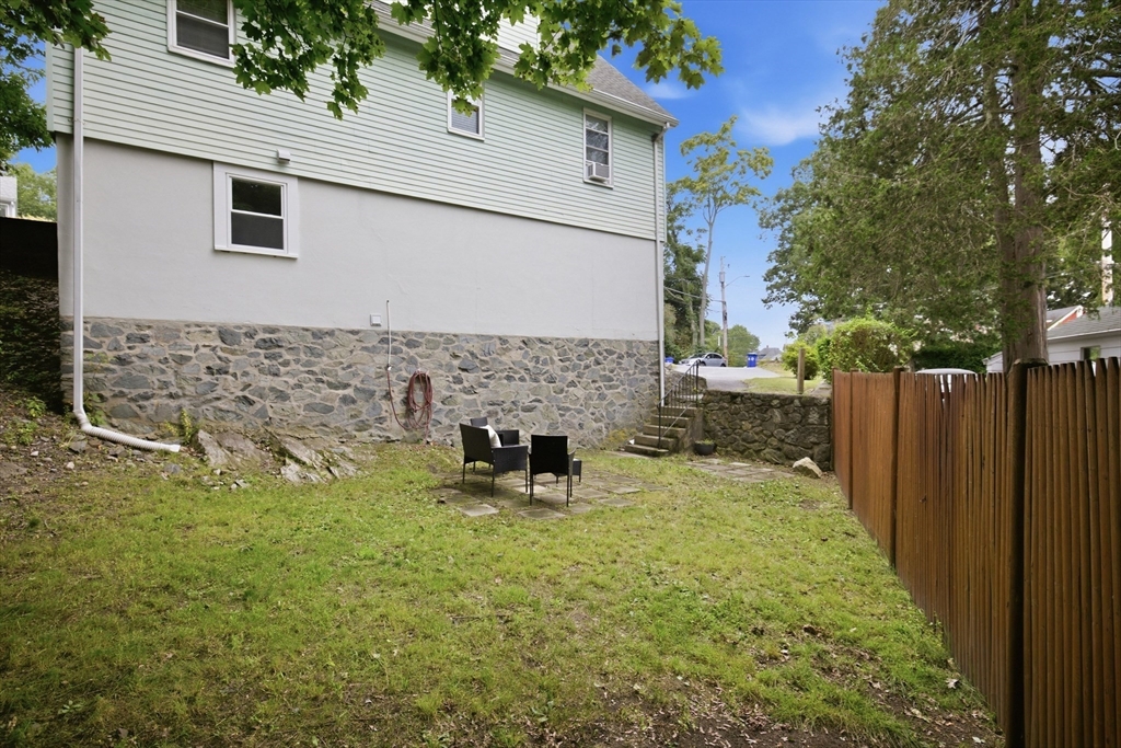 76 Woodland Rd Property Photo 7