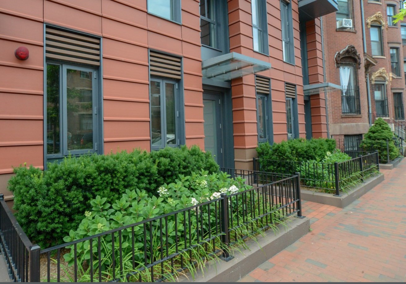 691 Massachusetts Ave # 102 Property Photo 1