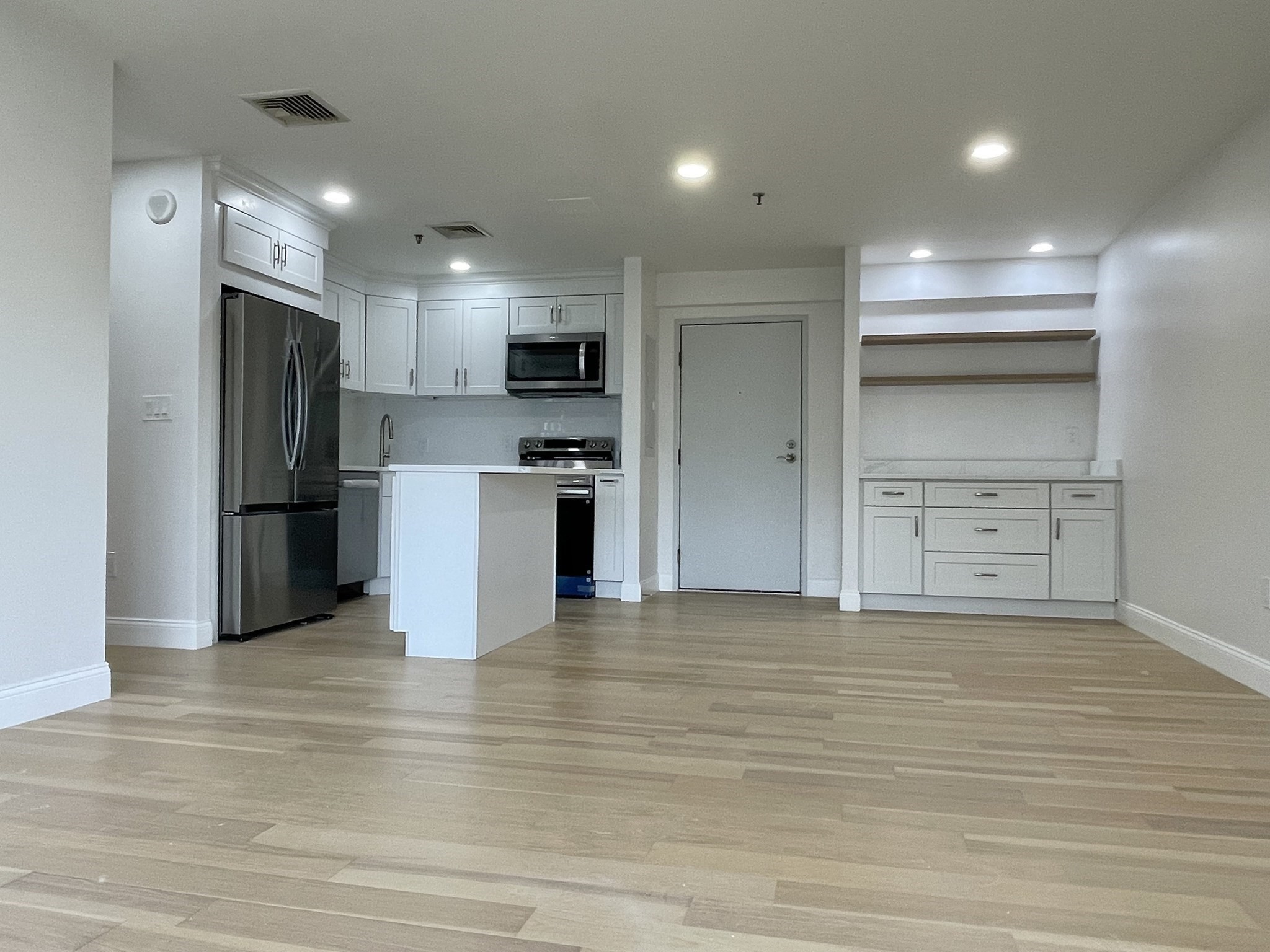 500 Washington St # 306 Property Photo 1