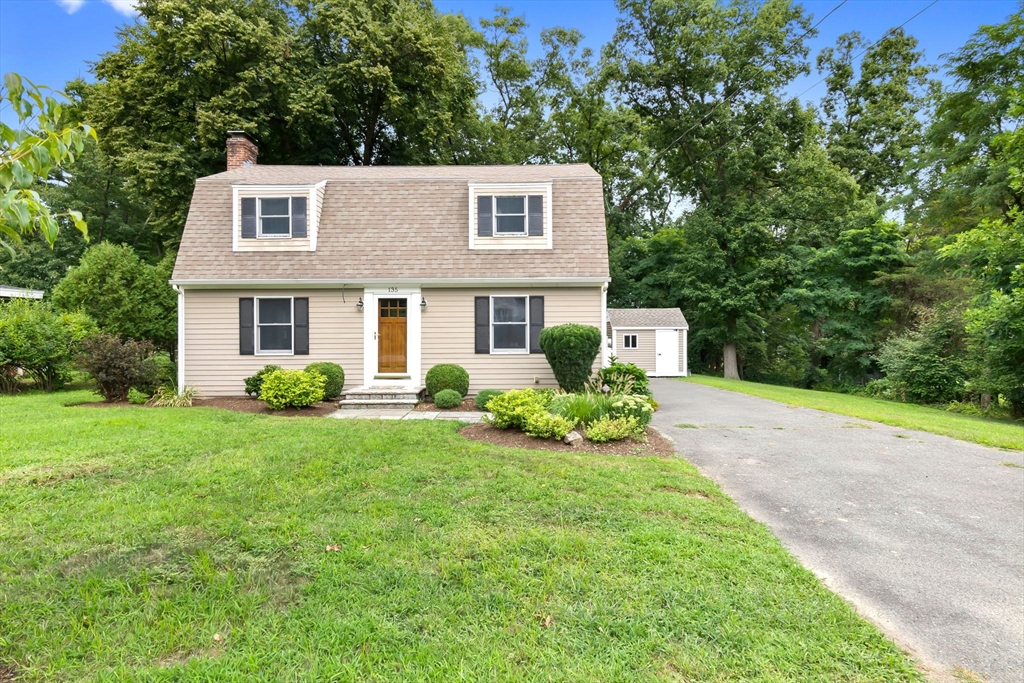 135 Linebrook Rd Property Photo 1
