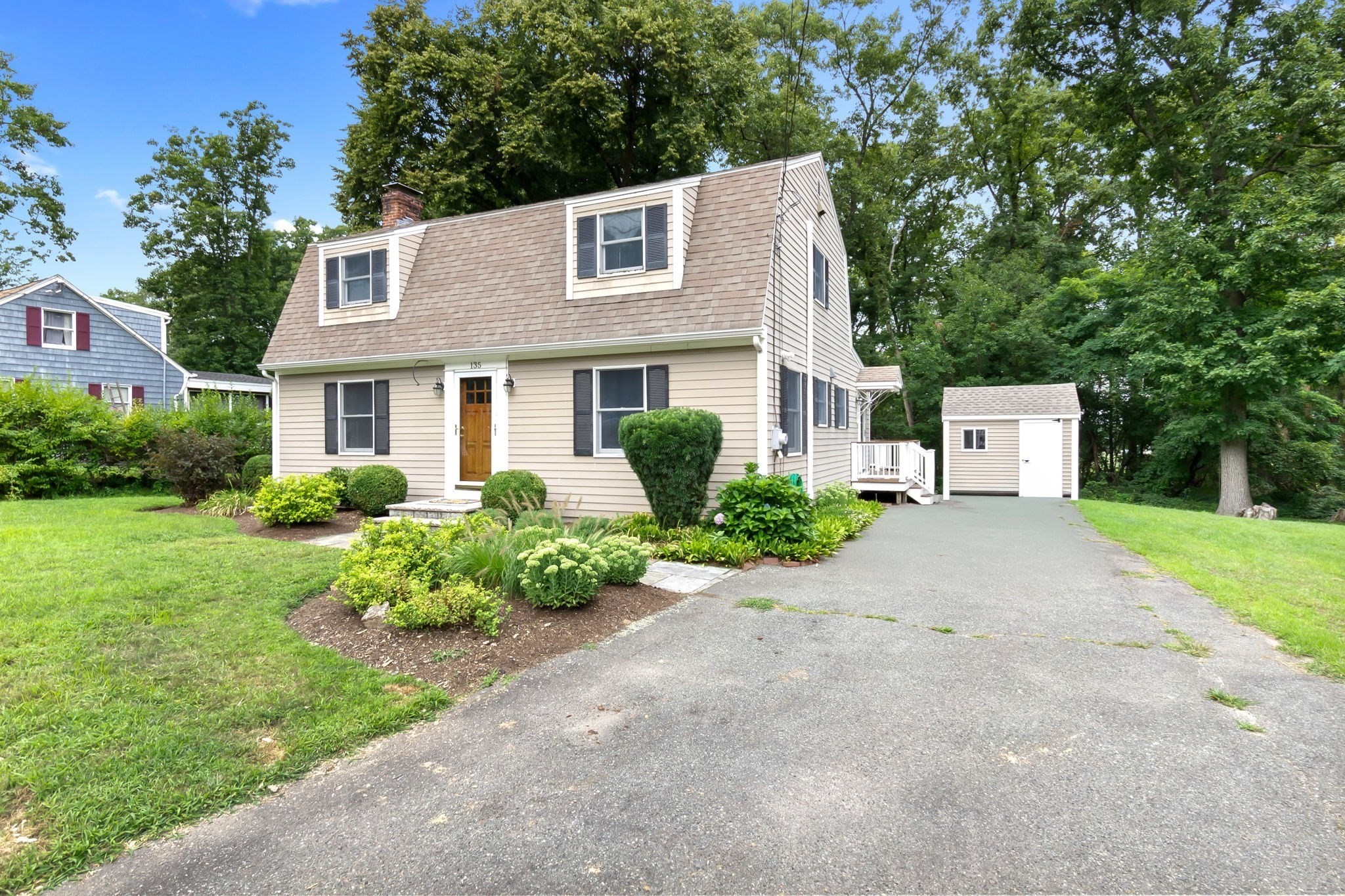 135 Linebrook Rd Property Photo 38