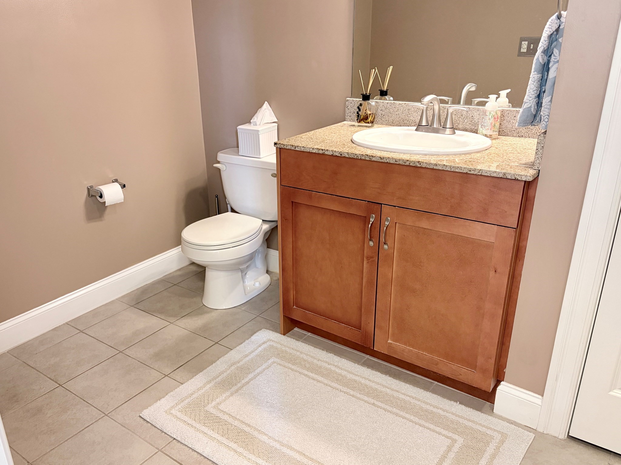 4 Harvest Dr # 323 Property Photo 11