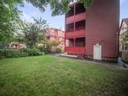 89 Ruthven Street Property Photo 9