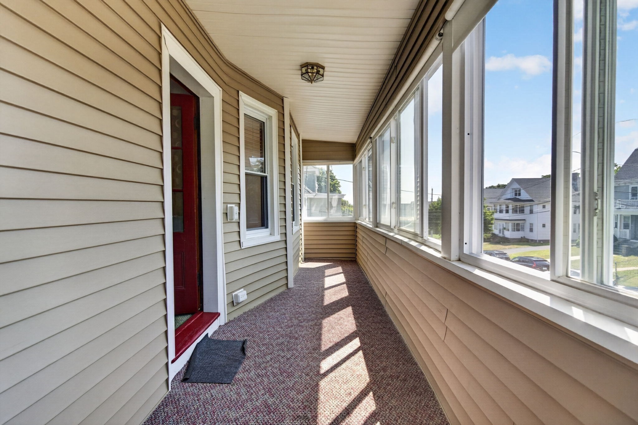 16 Bedford St Property Photo 5