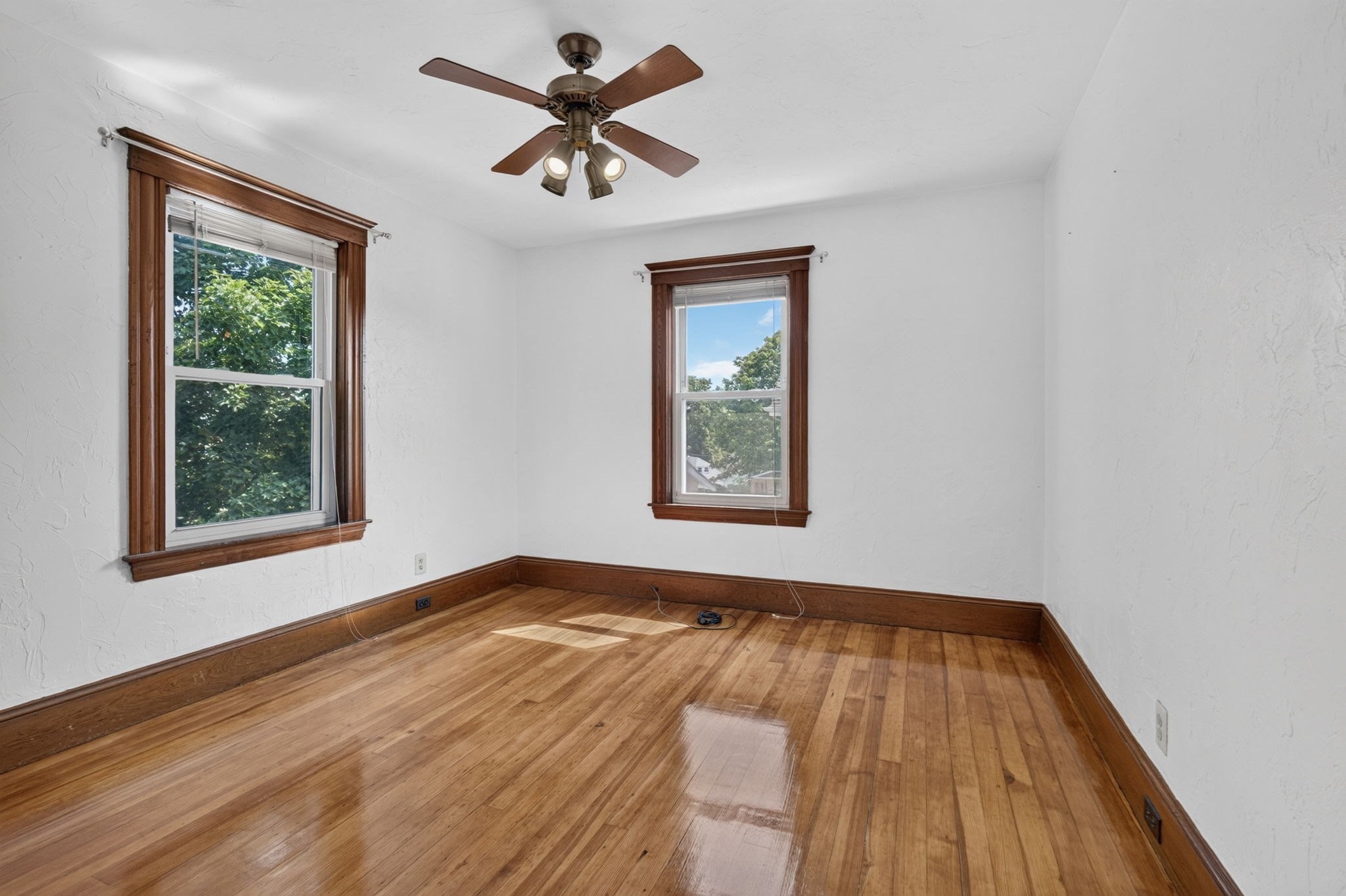 16 Bedford St Property Photo 15