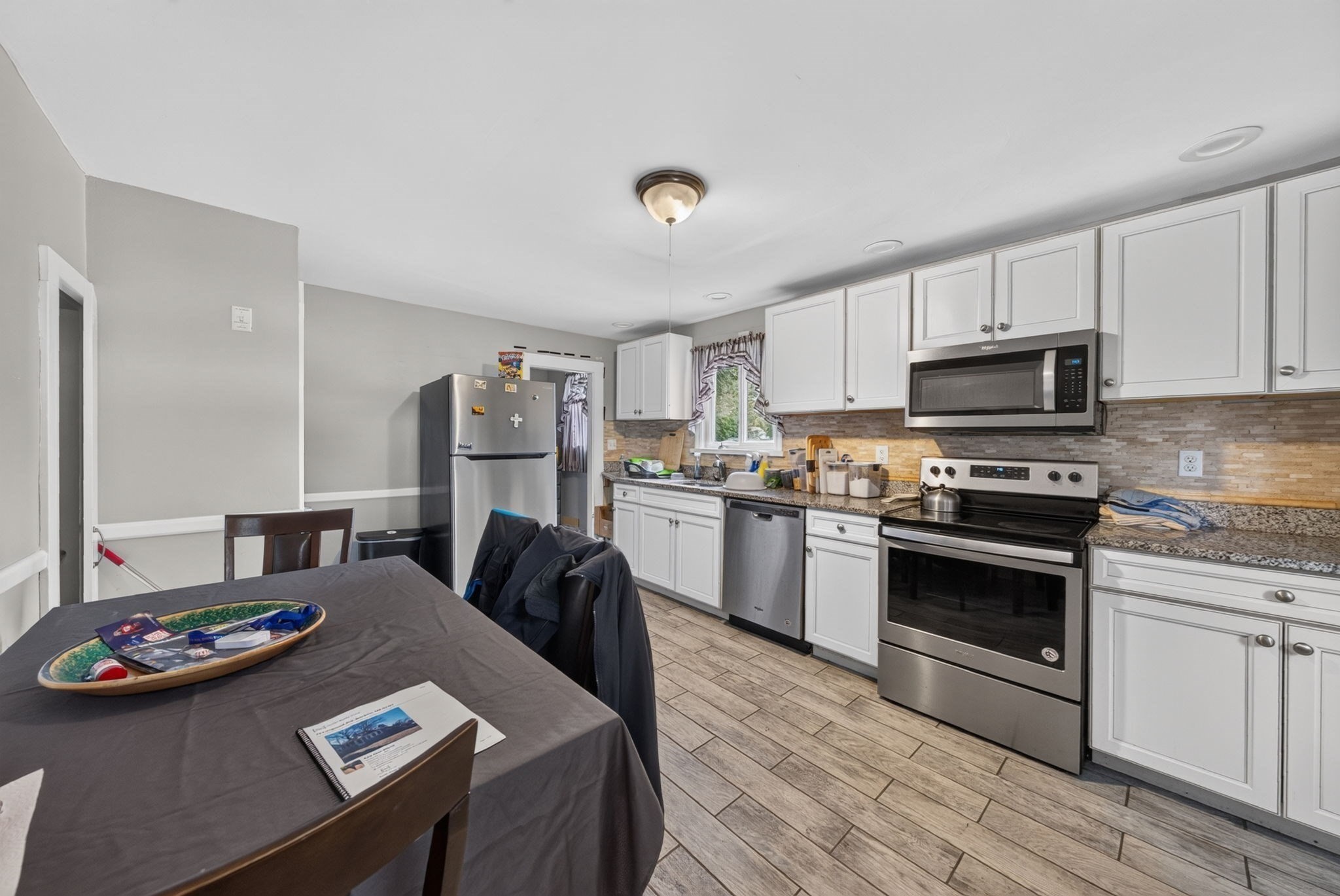 73 Longwood Ave Property Photo 1