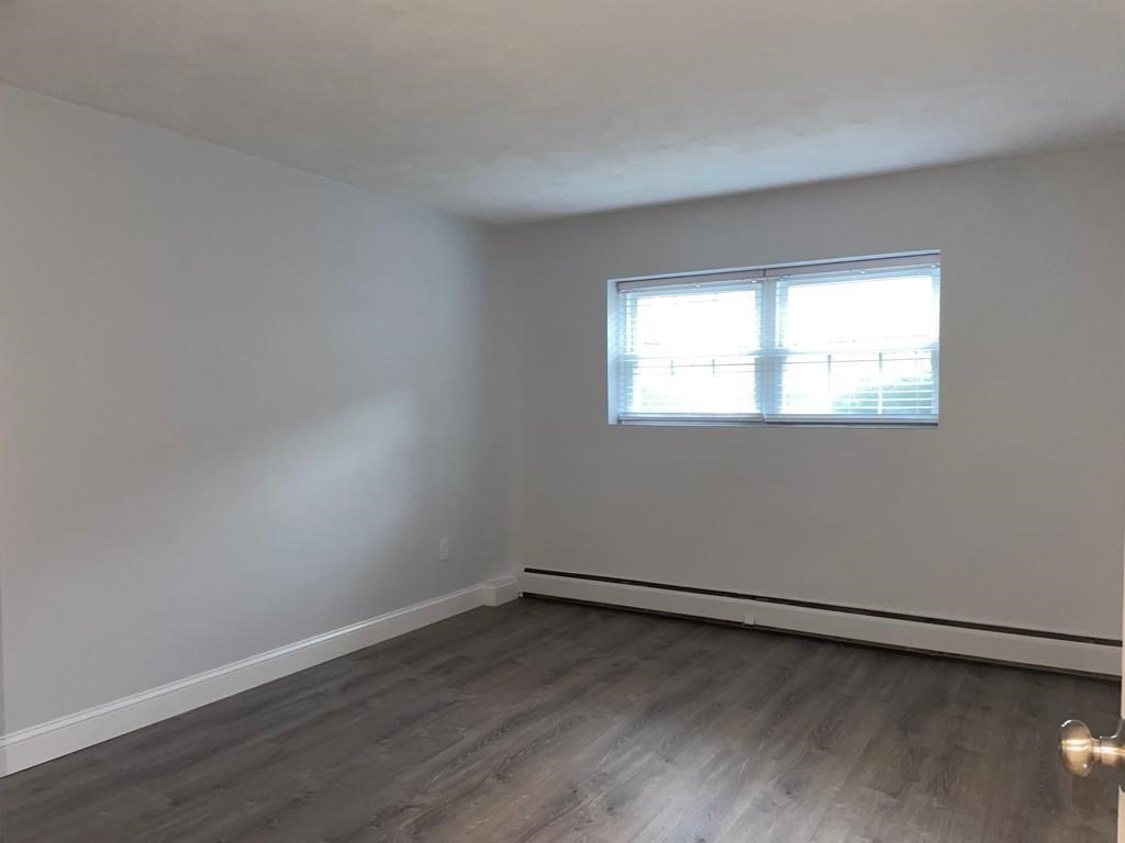 15 Cass St # 4 Property Photo 5