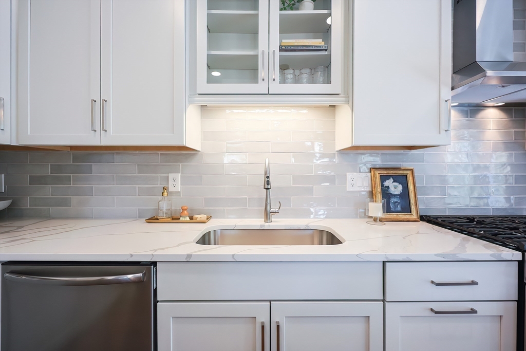 63 Thomas Mann Circle # 36 Property Photo 8