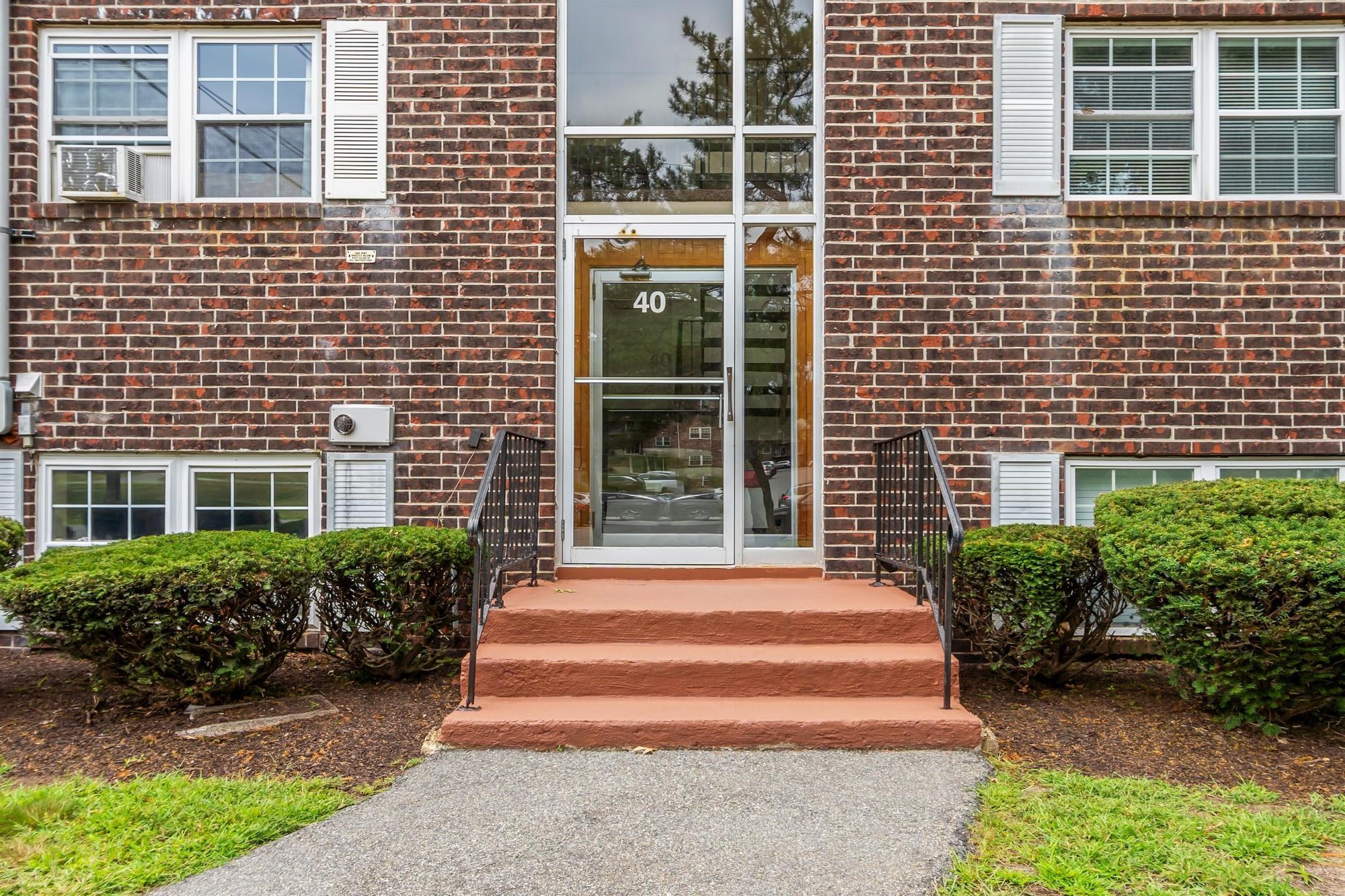 40 Edgelawn Ave # 3 Property Photo 3
