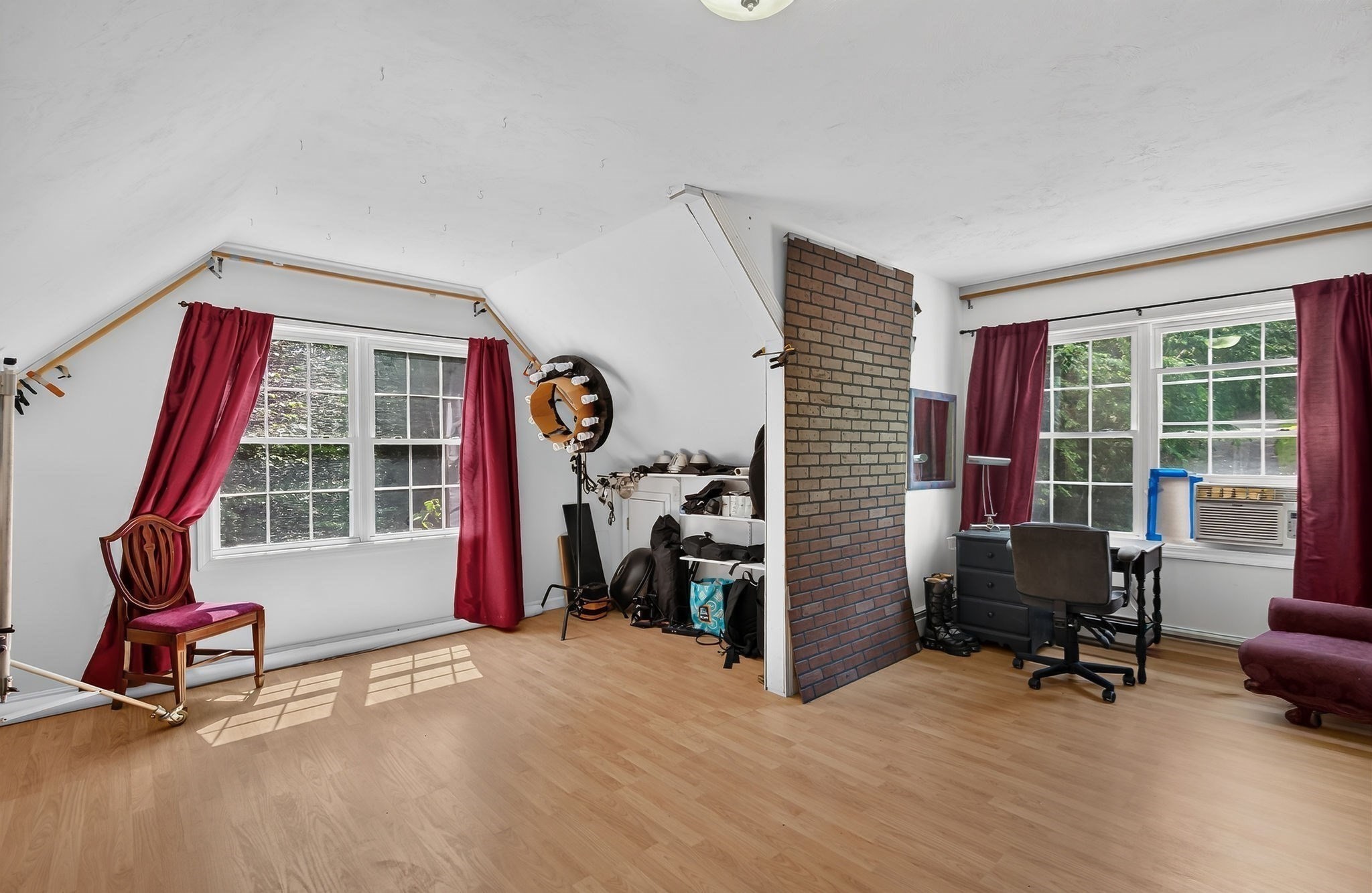1036 Pleasant Street Property Photo 32