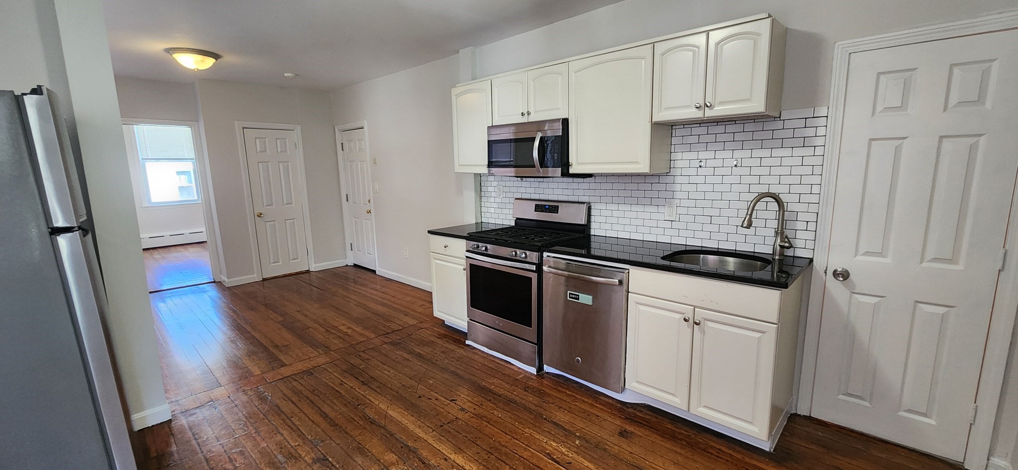 191 Maverick # 2r Property Photo 2