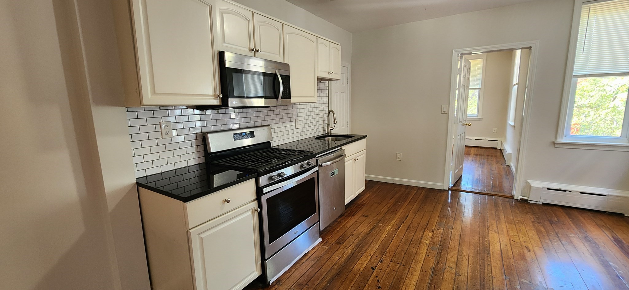 191 Maverick # 2r Property Photo 5