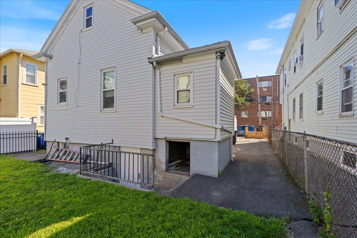 26 Mansfield St Property Photo 21